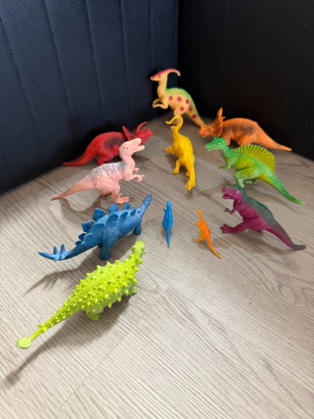 Colorful Assorted Reptile Toy Set - Multicolor - Picture 7 of 7